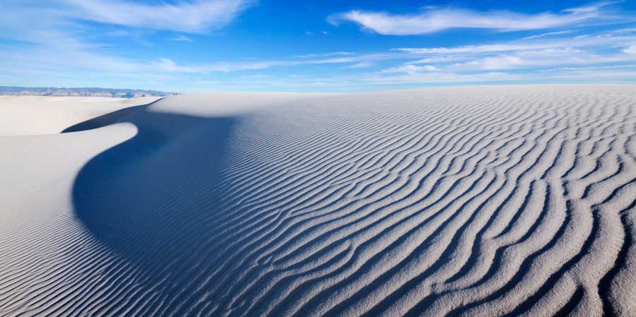 Clear blue sky over the White Sands National Park