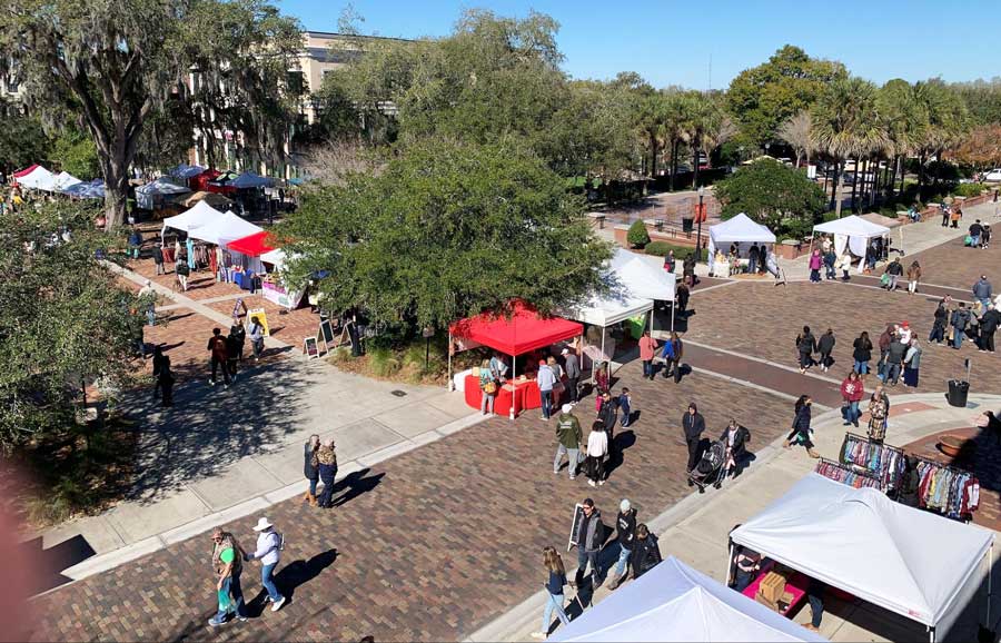 Aerial view of people in Winter Garden Farmers Market