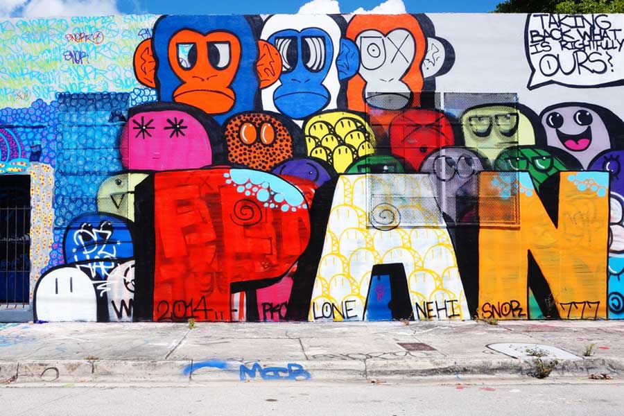 A colorful art on the wall in Wynwood