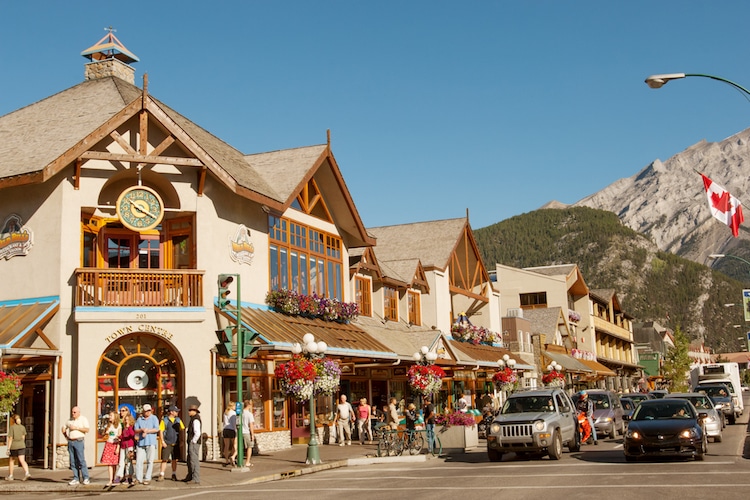 View of shops at Downtown Banff in the summertime. 